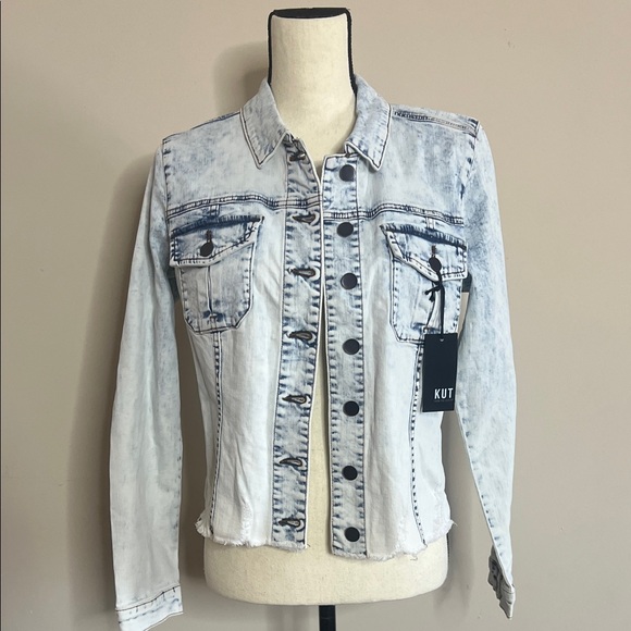 Kut from the Kloth Jackets & Blazers - 😊👖💙🥶Kut from the Kloth Light Wash Denim Jacket